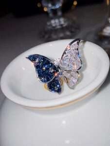 Butterfly & Rhinestone Decor Single Ring